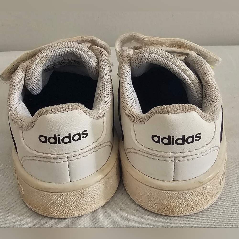 ADIDAS Grand Court White & Black Leather Velcro Closure Sneakers, Shoes - Picture 5 of 7
